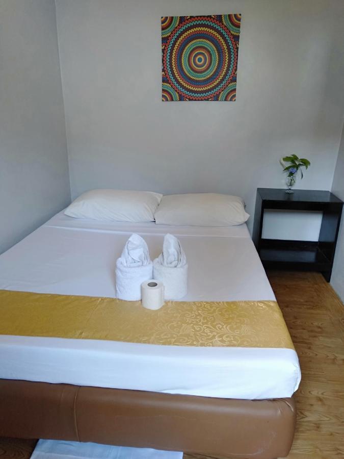 Residencia Katrina Bed And Breakfast El Nido Exteriör bild